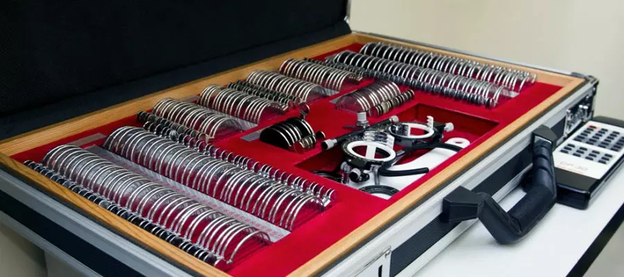 Проверка зрения дома: а стоит ли?