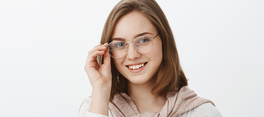 Как выбрать очки для круглого лица?