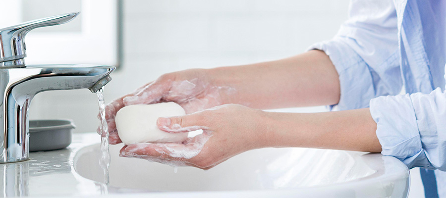 Как правильно ухаживать за контактными линзами: инструкция к действию