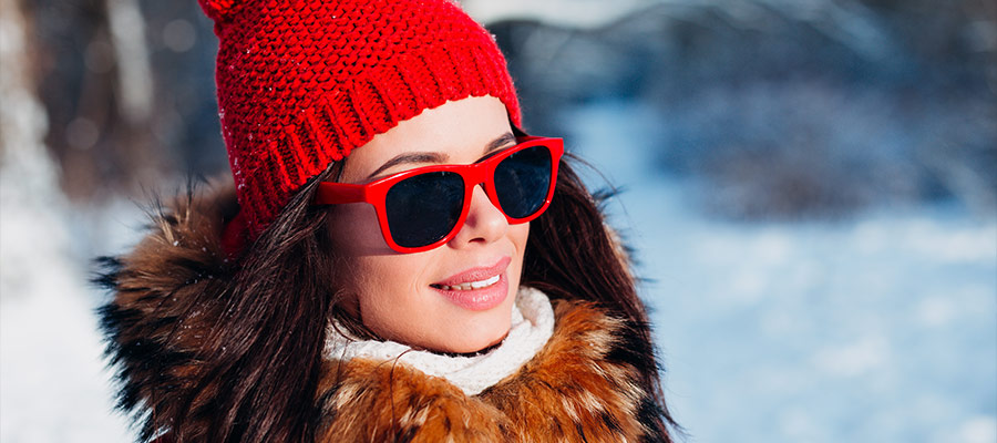 Солнцезащитные очки зимой: как носить «Ленноны» и «Авиаторы»