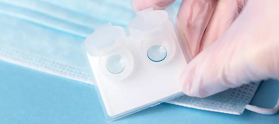 Можно ли после коррекции зрения носить линзы?