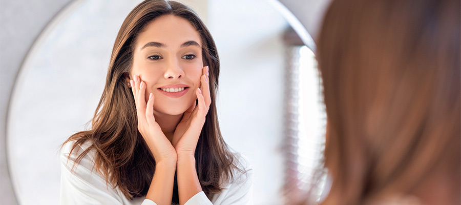 Почему отекают глаза