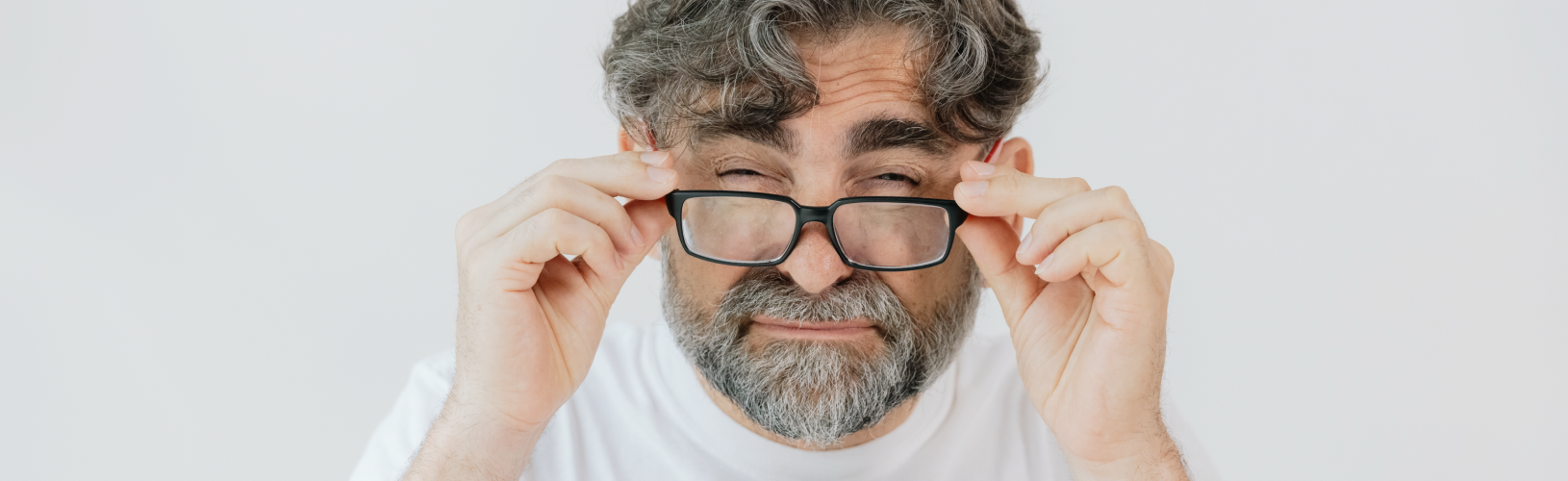 Очки для чтения: как выбрать, кому нужны и какие бывают