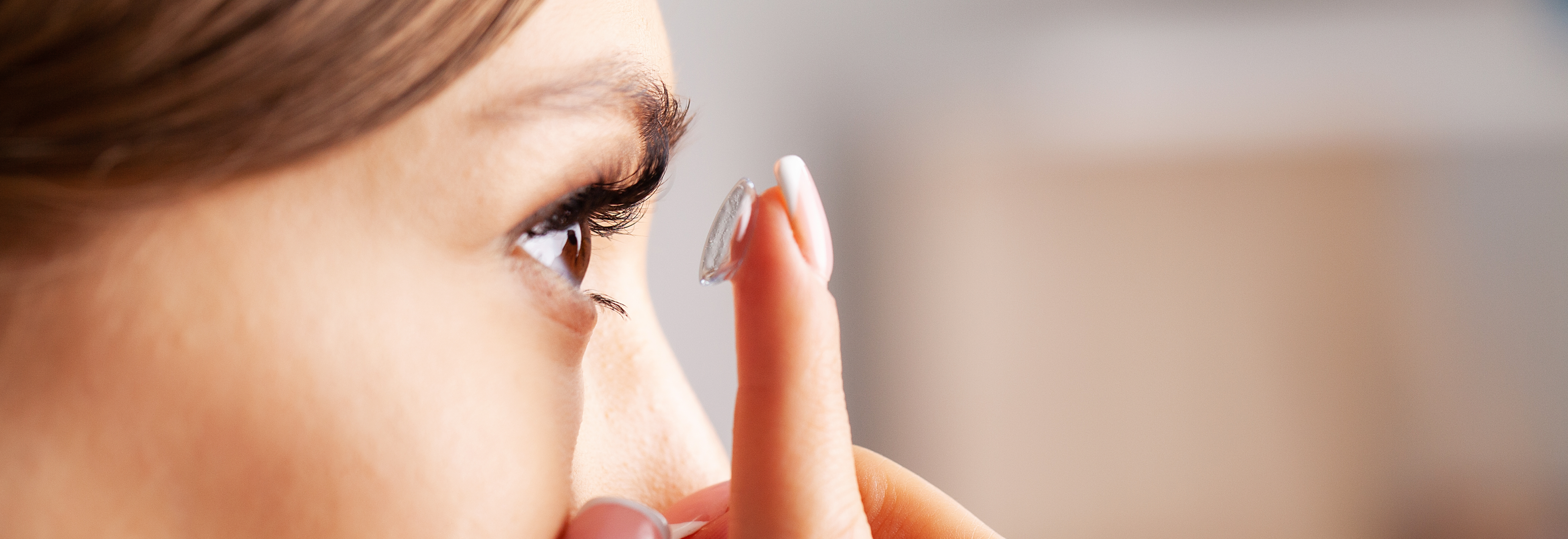 Однодневные или ежемесячные линзы: что экономичнее