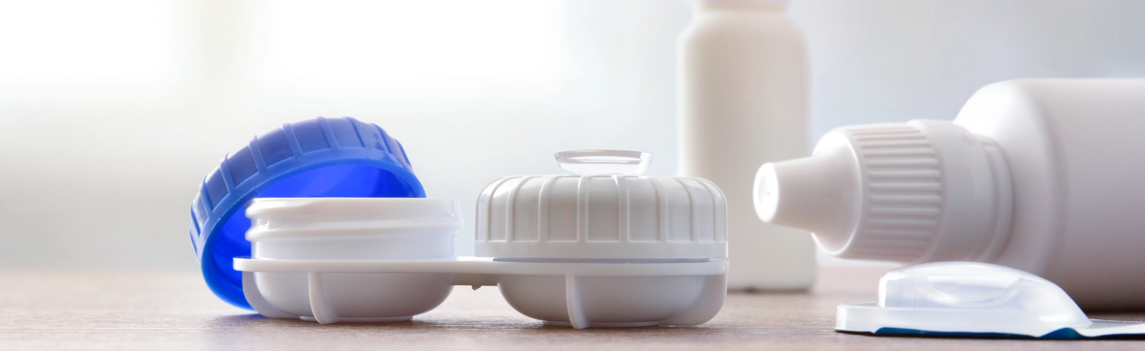 Как избежать неприятных ощущений от раствора для линз?