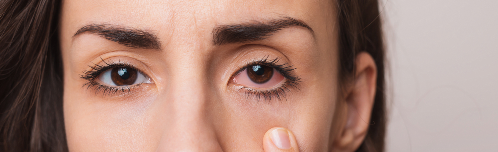 Вспышки в глазах: причины, возможные заболевания и методы лечения