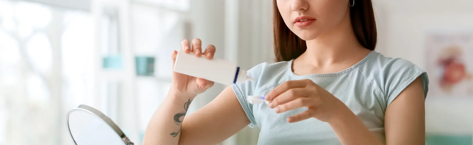 Контейнеры для линз: как выбрать и когда менять