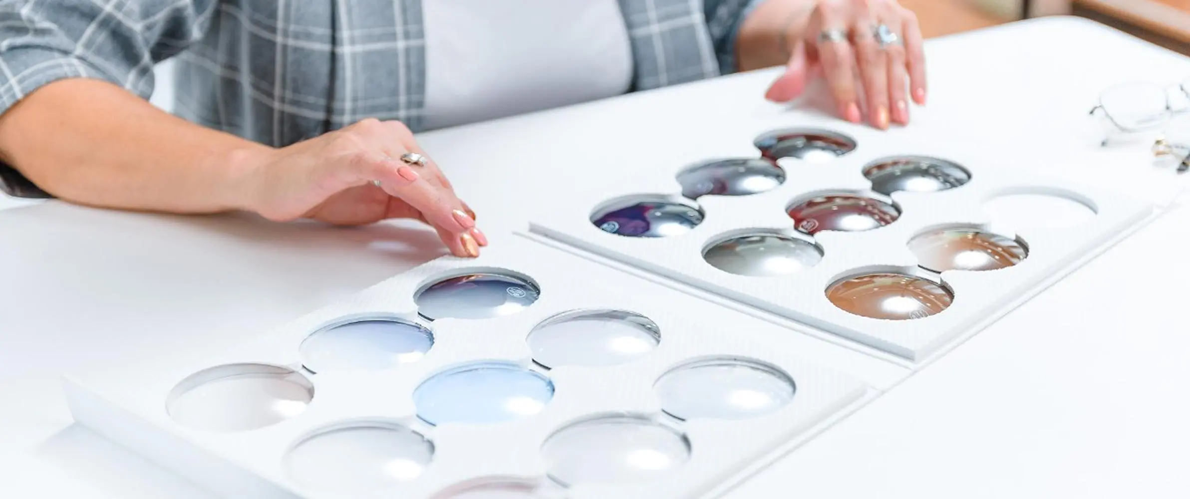 Окрашивание очковых линз