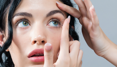 Как надевать линзы первый раз?