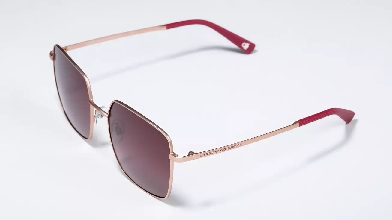 Солнцезащитные очки Benetton BE7008 401