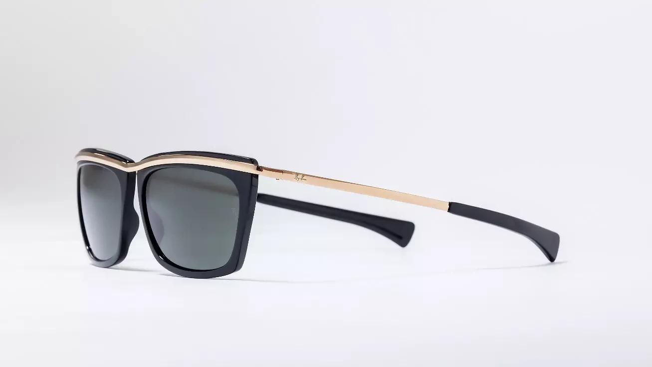 Солнцезащитные очки Ray Ban 0RB2419 130331