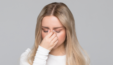 Ощущение инородного тела в глазу: причины, симптомы и лечение