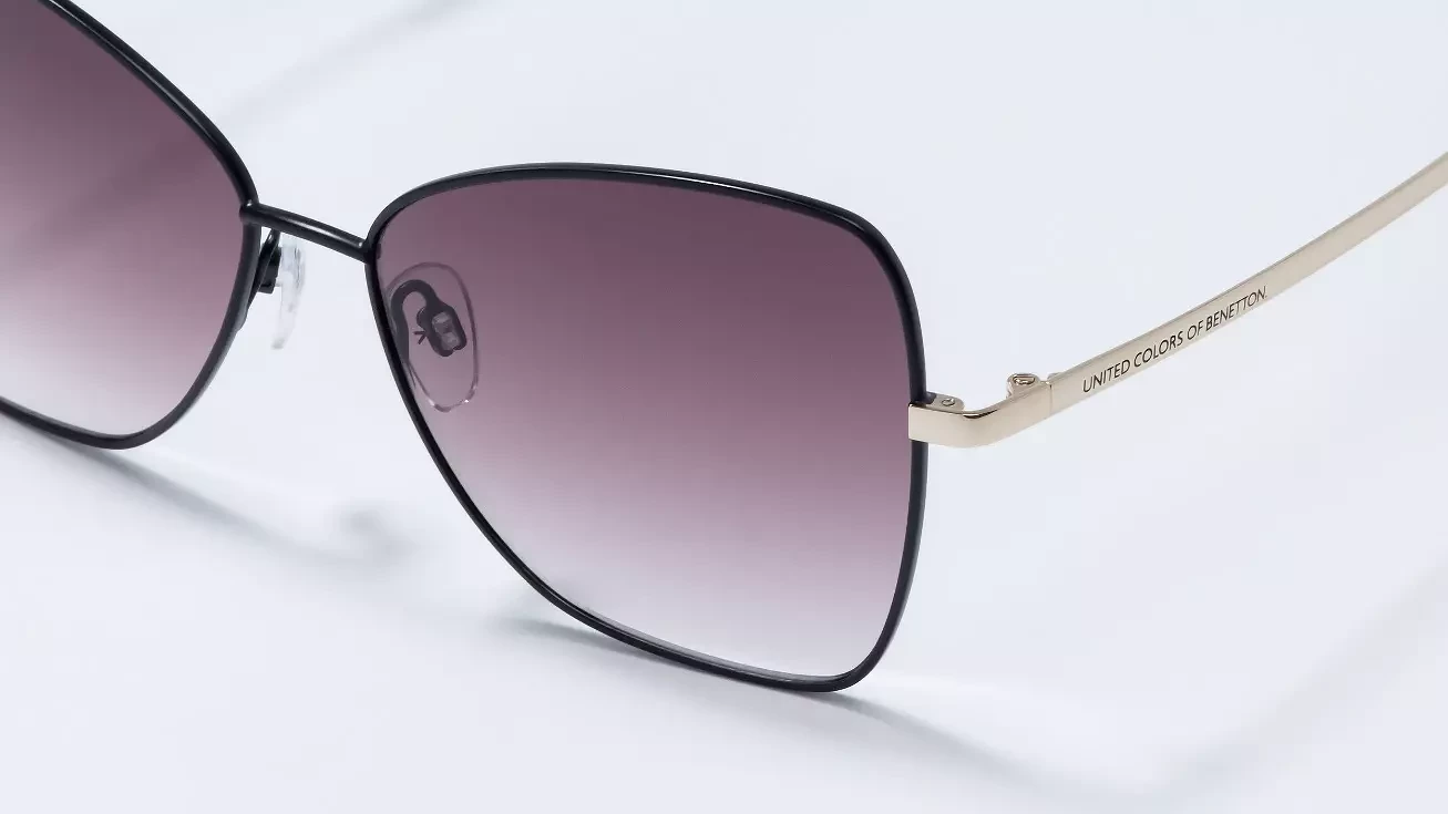 Солнцезащитные очки Benetton BE7015 002