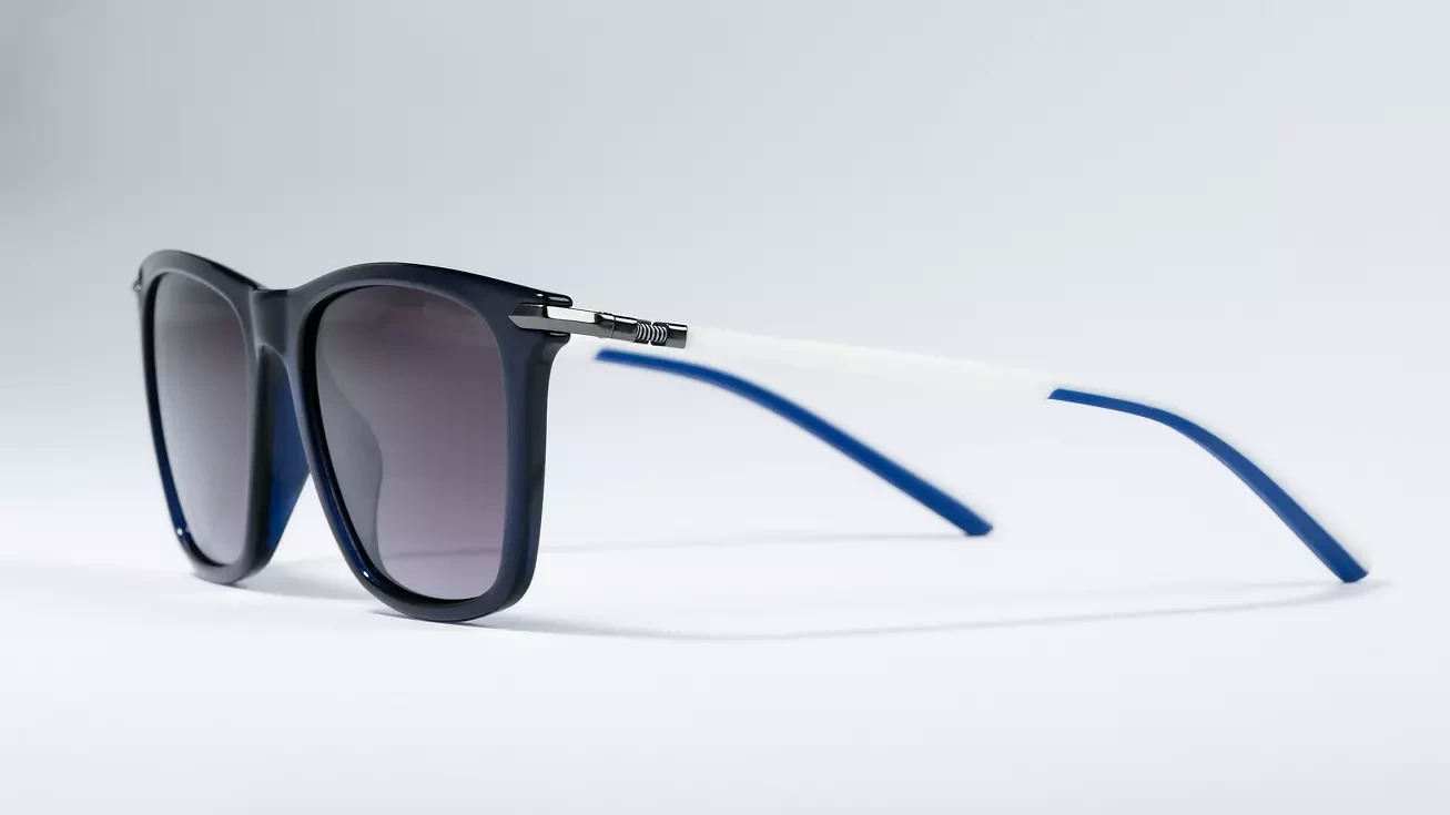 Солнцезащитные очки Ducati DA5001 600