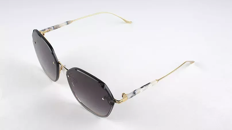 Солнцезащитные очки TED BAKER 1670 401