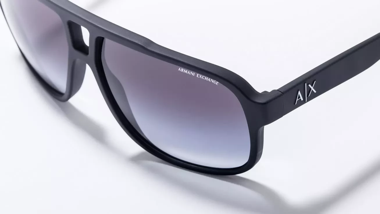 Солнцезащитные очки Armani Exchange 0AX4104S 80788G