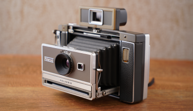 Polaroid – от солнцезащитных очков до мгновенного фотоаппарата