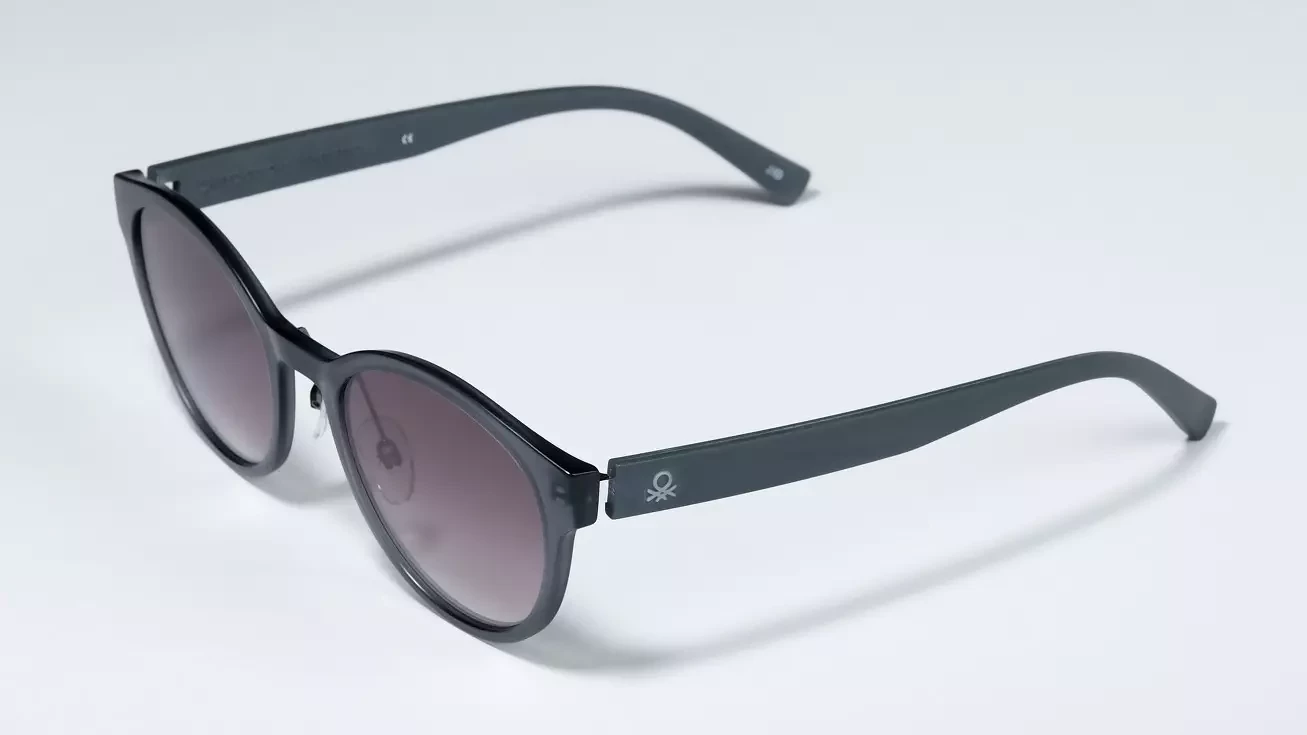 Солнцезащитные очки Benetton BE5009 921