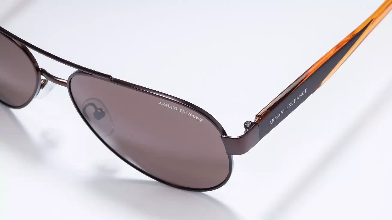 Солнцезащитные очки Armani Exchange 0AX2034S 611573