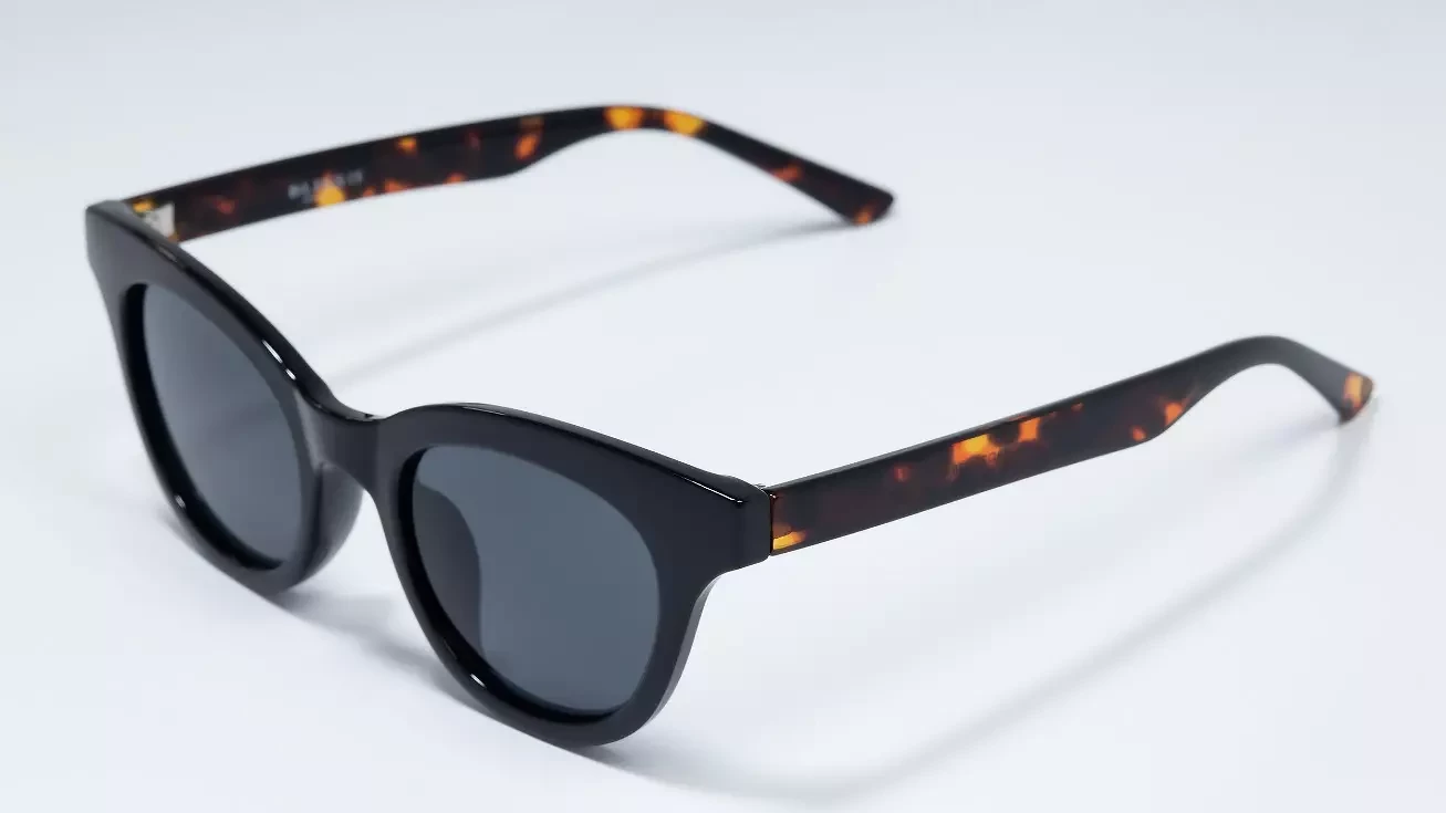 Солнцезащитные очки Bliss 20014 C1