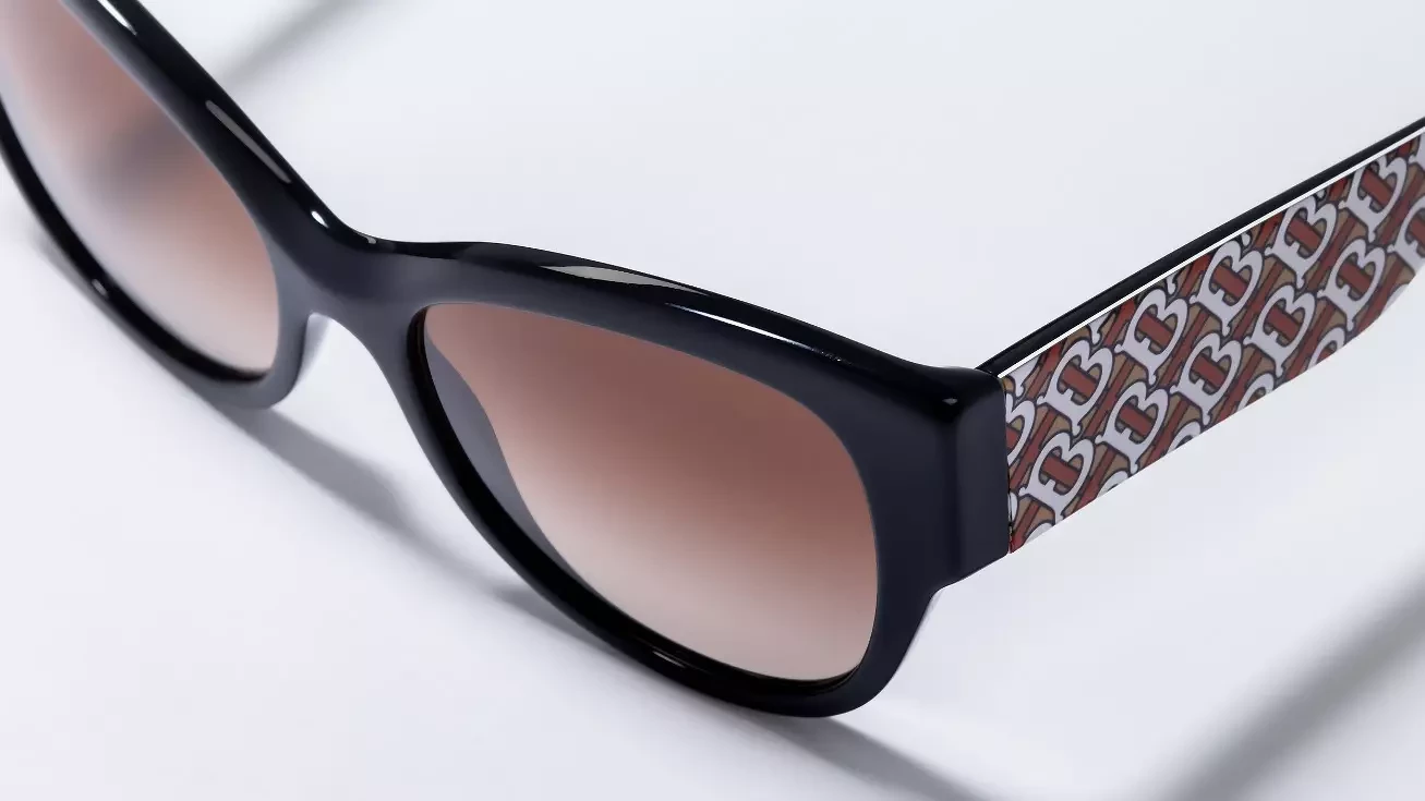 Солнцезащитные очки BURBERRY 0BE4294 382013