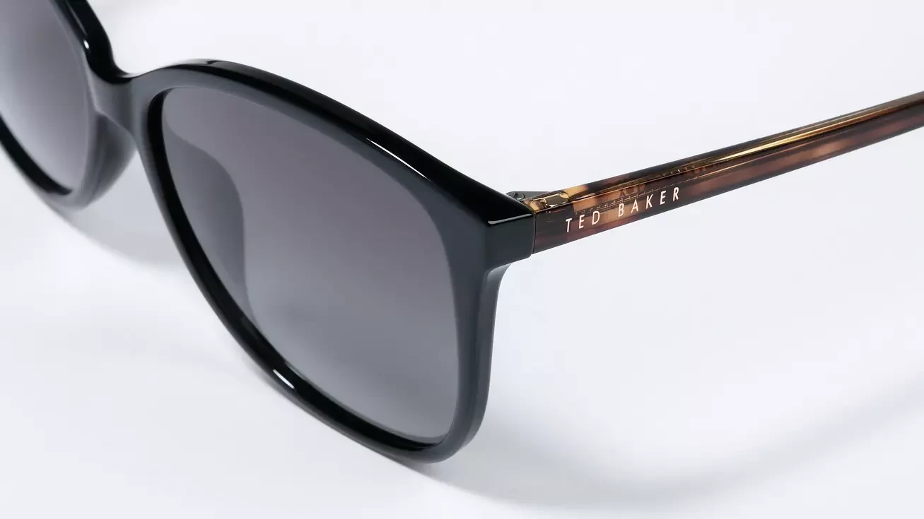 Солнцезащитные очки TED BAKER METTA 1566 001