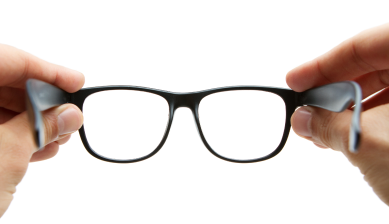 Как изготавливают очки: полный путь от проверки зрения до готового изделия