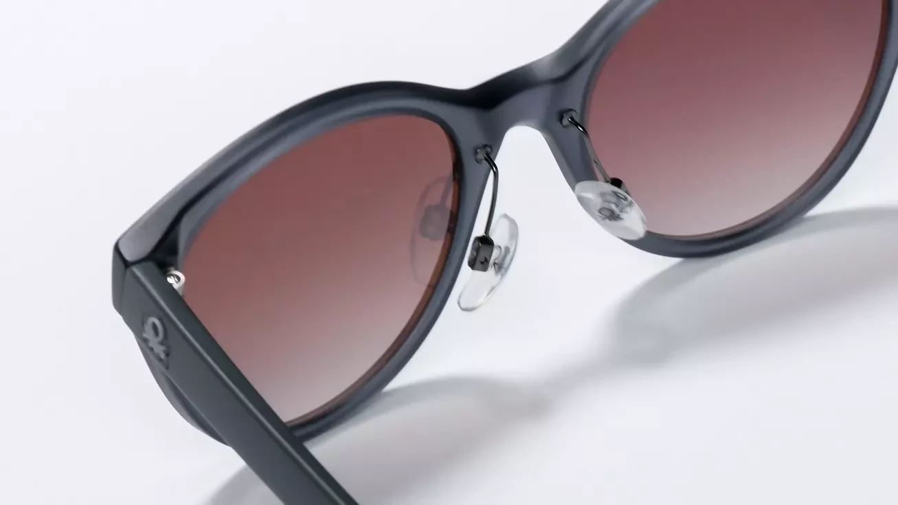 Солнцезащитные очки Benetton BE5008 921