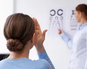 Проверяем зрение каждые полгода: почему так часто?