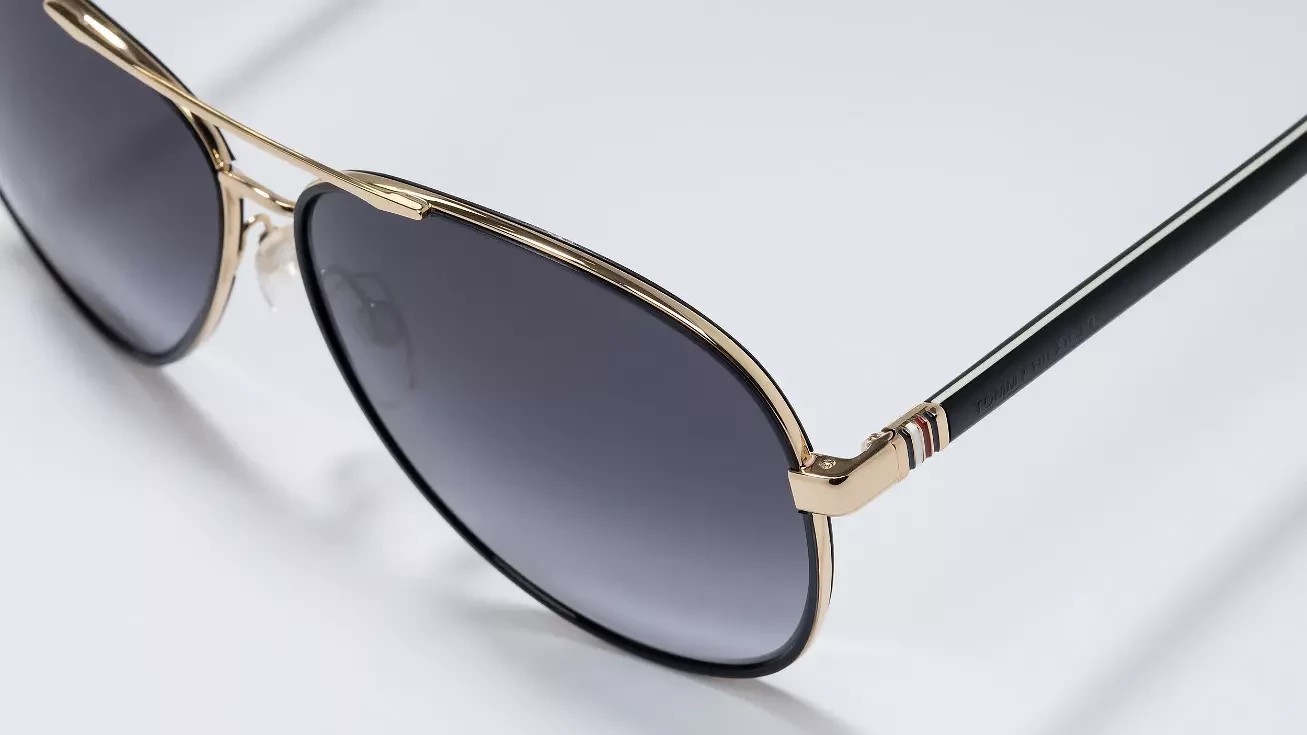 Солнцезащитные очки Tommy Hilfiger TH 1766/S 000