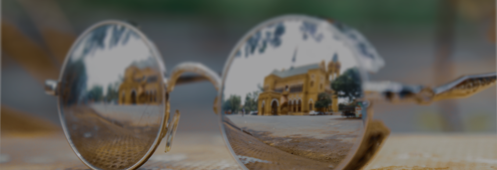 Как заглянуть в историю: возникновение солнцезащитных очков