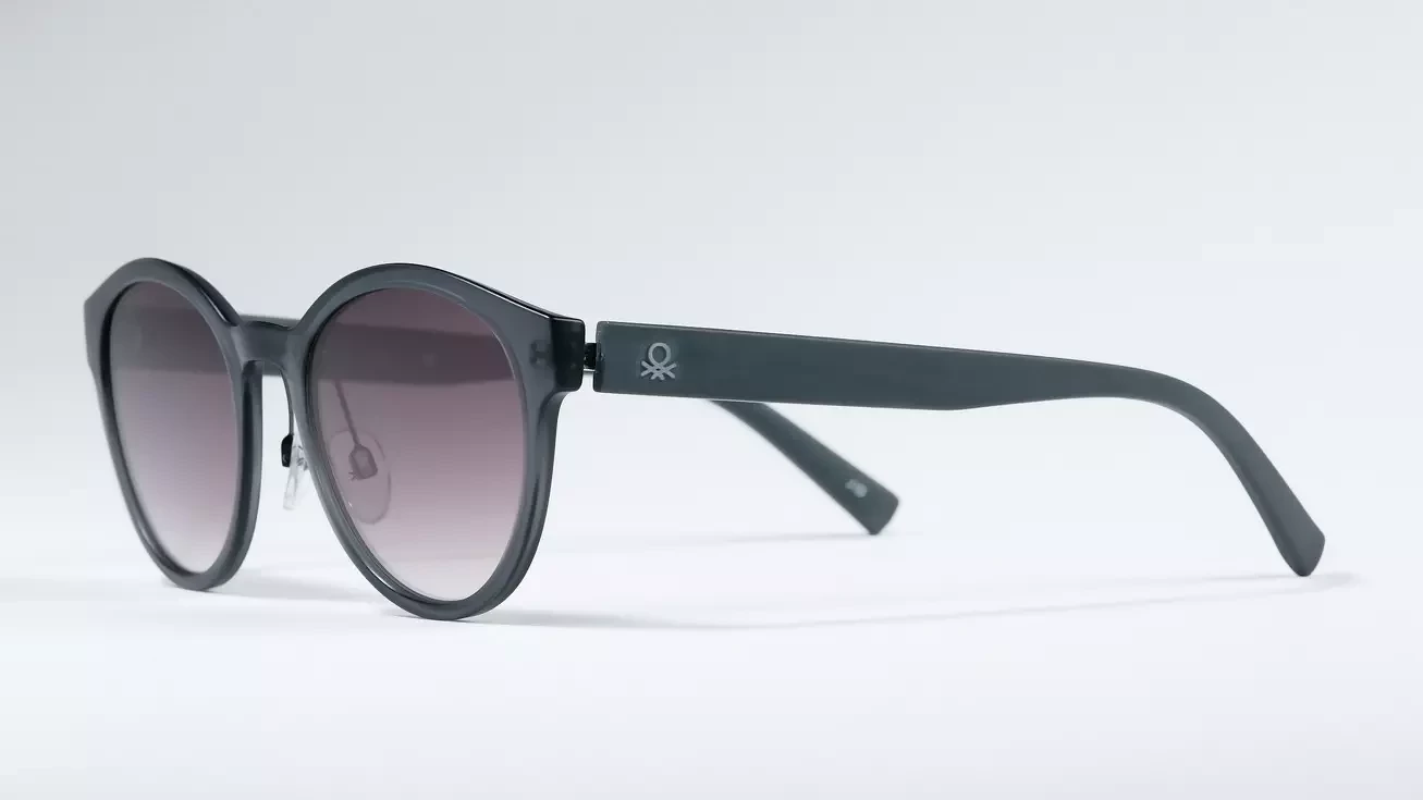 Солнцезащитные очки Benetton BE5009 921