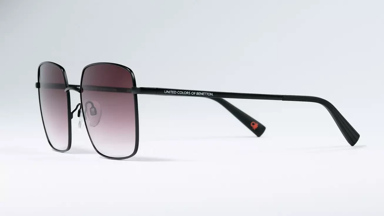 Солнцезащитные очки Benetton BE7008 001