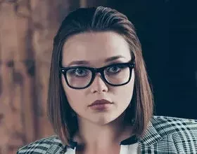 Как выбрать очки для круглого лица?