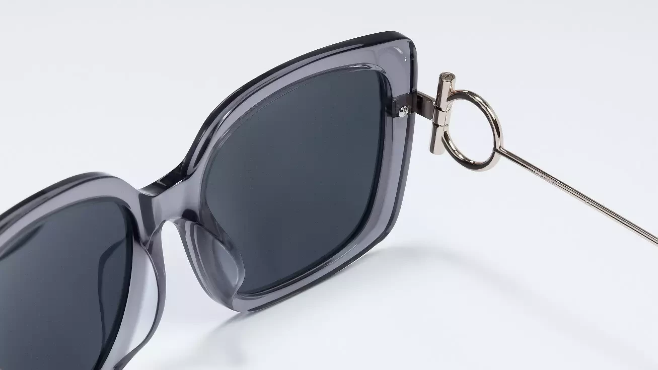 Солнцезащитные очки Lucia Valdi 113 17G