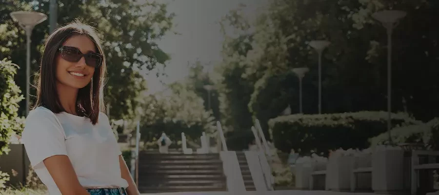 Как спрятаться от солнца: парки & солнцезащитные очки