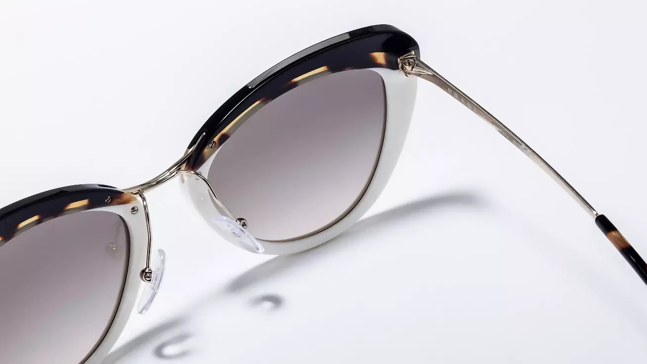 Солнцезащитные очки PRADA 0PR 25XS 05G3D0